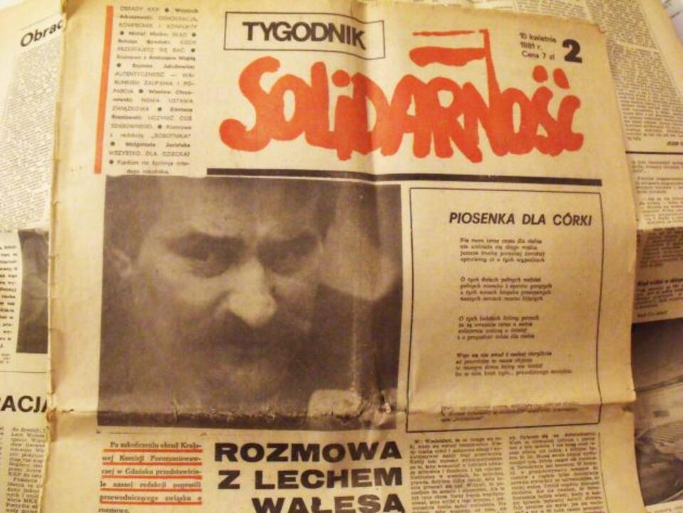 W CZASACH "SOLIDARNOŚCI" MILIONY LUDZI POKŁADAŁY NADZIEJĘ W LECHU WAŁĘSIE. ALE OD 1990 ROKU ON POSTAWIŁ NA SOJUSZ Z POSTKOMUNISTAMI. ZWYKLI DZIAŁACZE ZOSTALI ZOSTAWIENI SAMI SOBIE Fot. wPolityce.pl