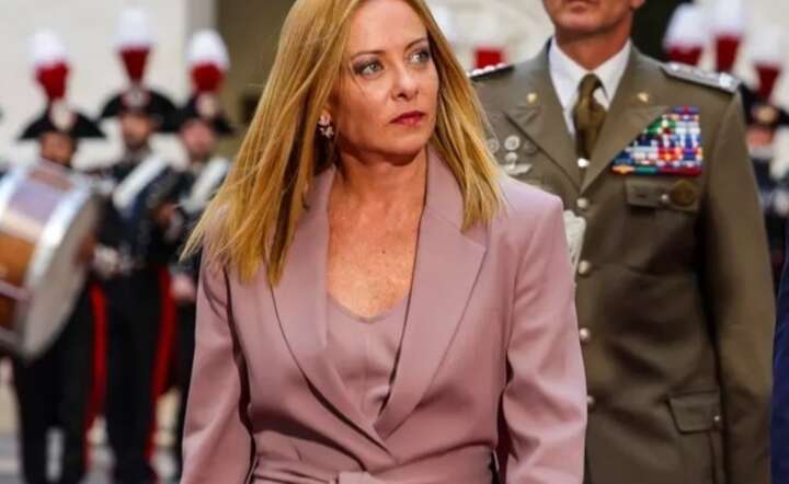 Premier Meloni rzuca 500 mln euro, żeby zbić ceny paliw