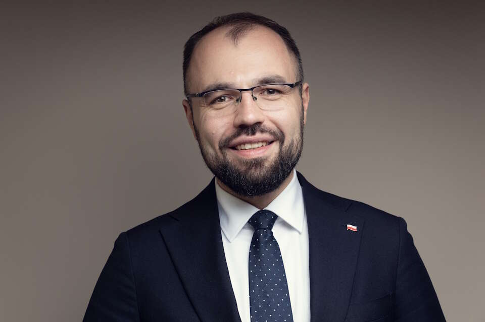 Szczucki: Trudno się cieszyć, że Polska jest postrzegana w ten sposób. Winę za to ponosi rząd Tuska i sztab Rafała Trzaskowskiego / autor: Fratria