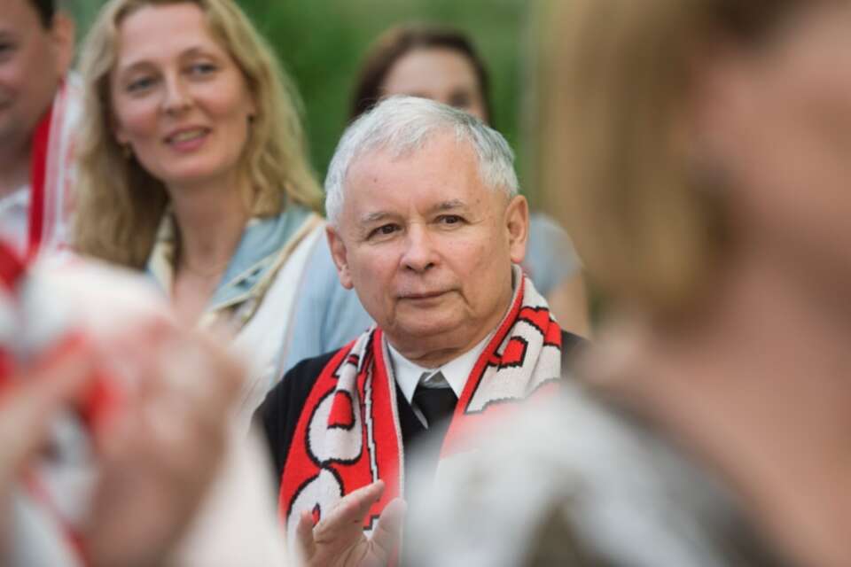 Jarosław Kaczyński w czasie oglądania meczu Polska-Grecja. Fot. PiS