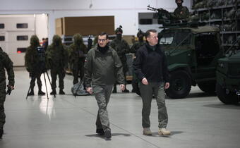 Premier: stawiamy na jak najszybszą modernizację polskiej armii