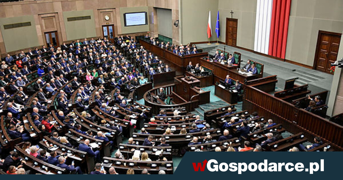Wiek emerytalny podniesiony. Ci będą pracować do 70 roku życia