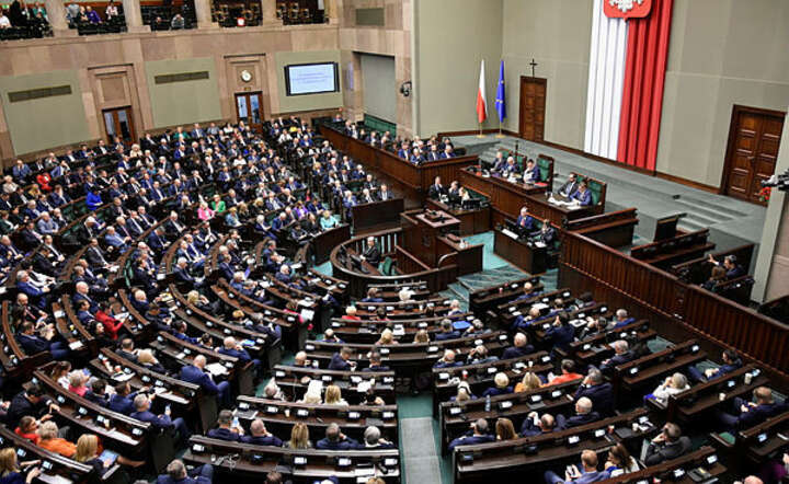 Sejm  / autor: Fratria