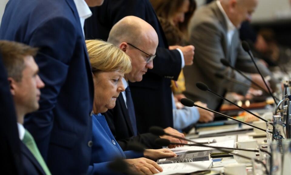 Kanclerz Angela Merkel na posiedzeniu parlamentarnej grupy CDU / autor: PAP/EPA