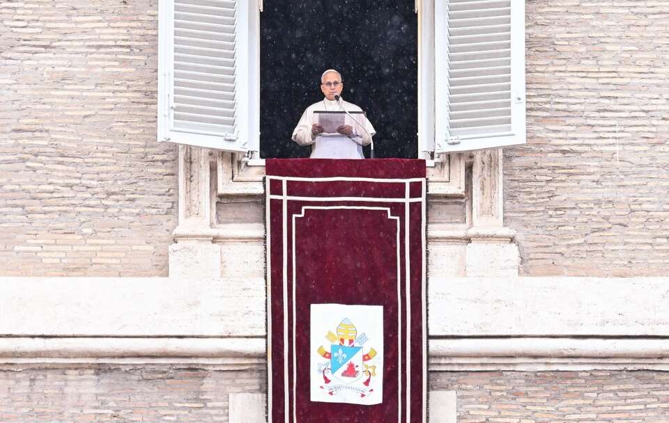 Papież Leon XIV / autor: PAP/EPA/RICCARDO ANTIMIANI