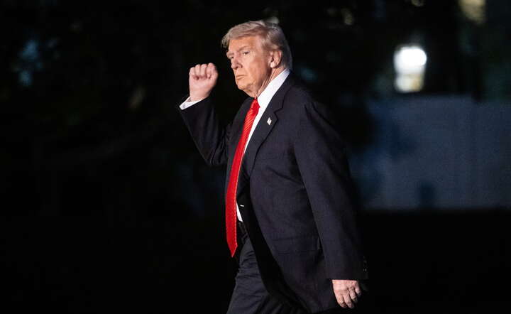 Trump opuszcza szlaban na top-technologię