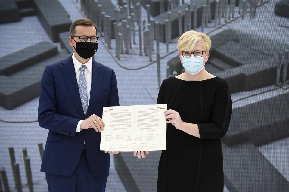 Mateusz Morawiecki, Ingrida Simonyte / autor: PAP/Valdemar Doveiko 