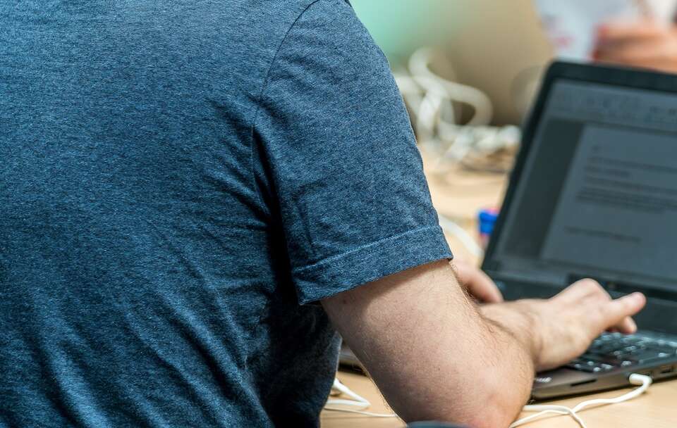 Ponad 60 proc. Polaków przeciwko skróceniu tygodnia pracy