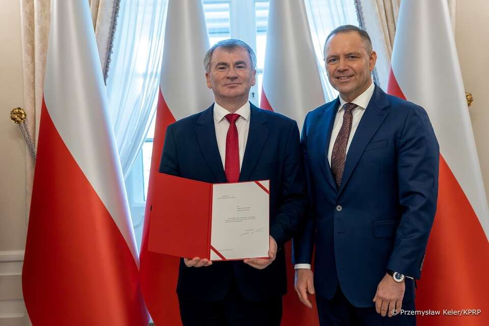 Sędzia Zbigniew Kapiński i prezydent Karol Nawrocki na uroczystości powołania Pierwszego Prezesa Sądu Najwyższego / autor: KPRP / Przemysław Keler