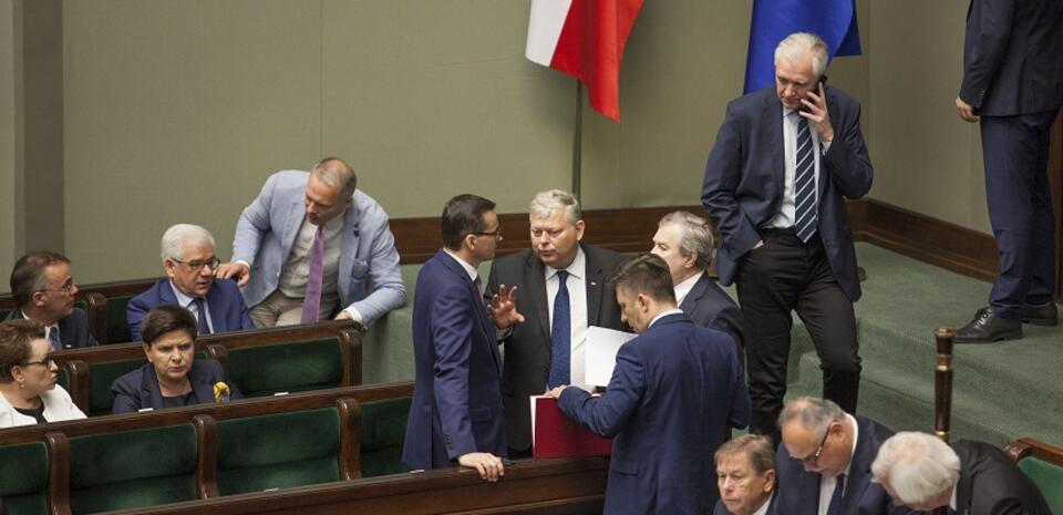 rząd, zdjęcie ilustracyjne / autor: Fratria