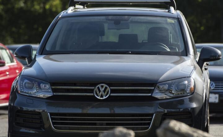 Skandal VW będzie końcem aut z popularnym "klekotem"? fot. PAP/EPA/CJ GUNTHER