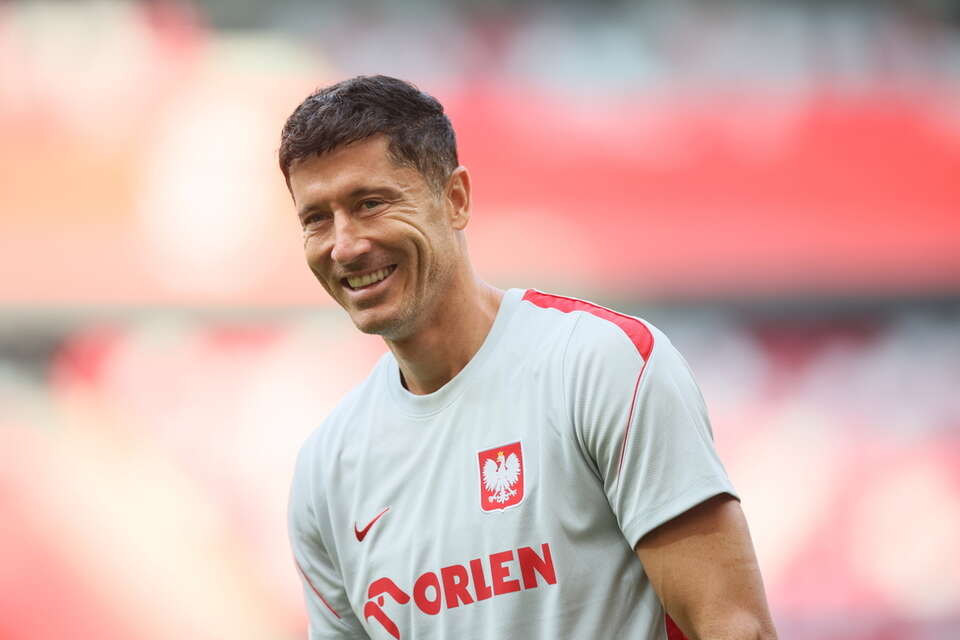 Robert Lewandowski podczas treningu kadry w Warszawie / autor: PAP/Leszek Szymański