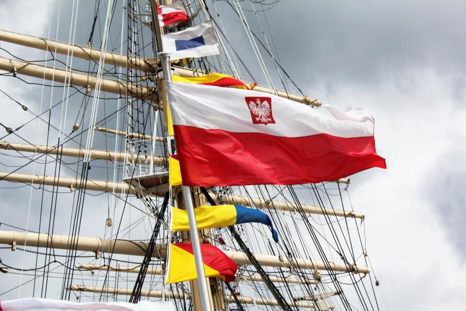 Bandera polska / autor: Gdynia, 2012 rok