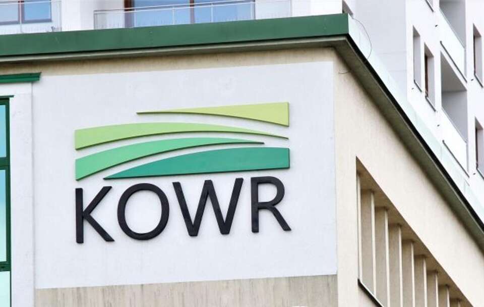 KOWR odkupi działkę. Smolarz: Nie ma dodatkowych "deali"