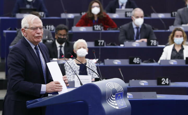 Josep Borrell w europarlamencie / autor: PAP/EPA