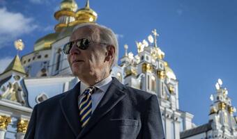 Media: Wizyta Bidena w Kijowie wyjątkowym gestem