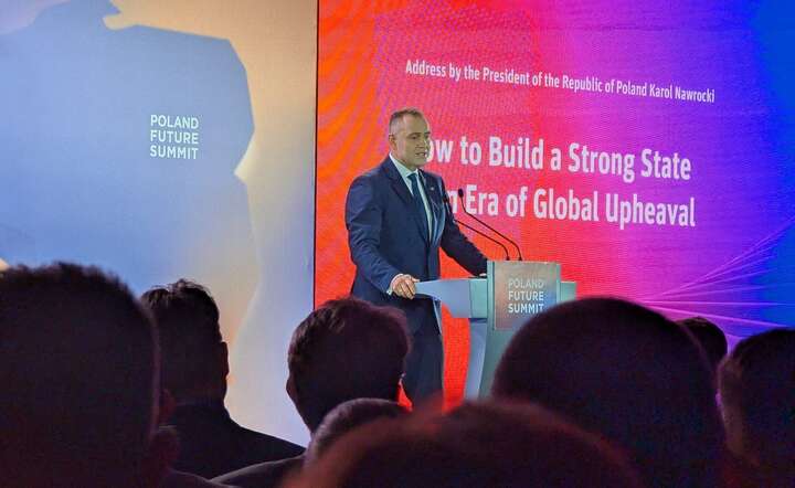 Prezydent Karol Nawrocki przemawia na forum Poland Future Summit, 22 czerwca 2026 / autor: Fratria / MW