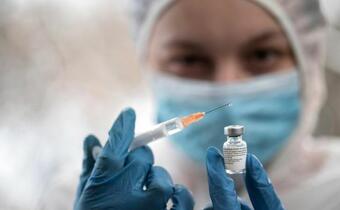 Ekspert: Wariant Delta najsilniej uderza w niezaszczepionych