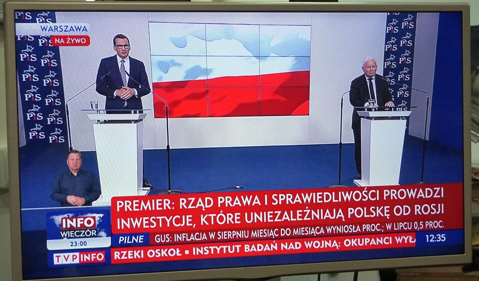Wspólna konferencja prezesa Jarosława Kaczyńskiego (P) i premiera Mateusza Morawieckiego (L) / autor: wPolityce.pl