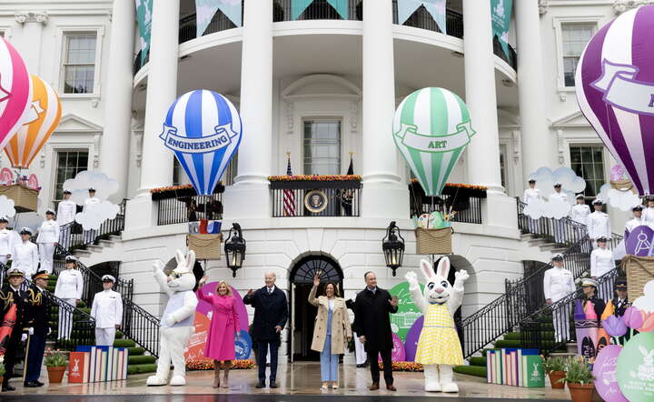 Wielkanocne toczenie jajek w Białym Domu [zdjęcia]