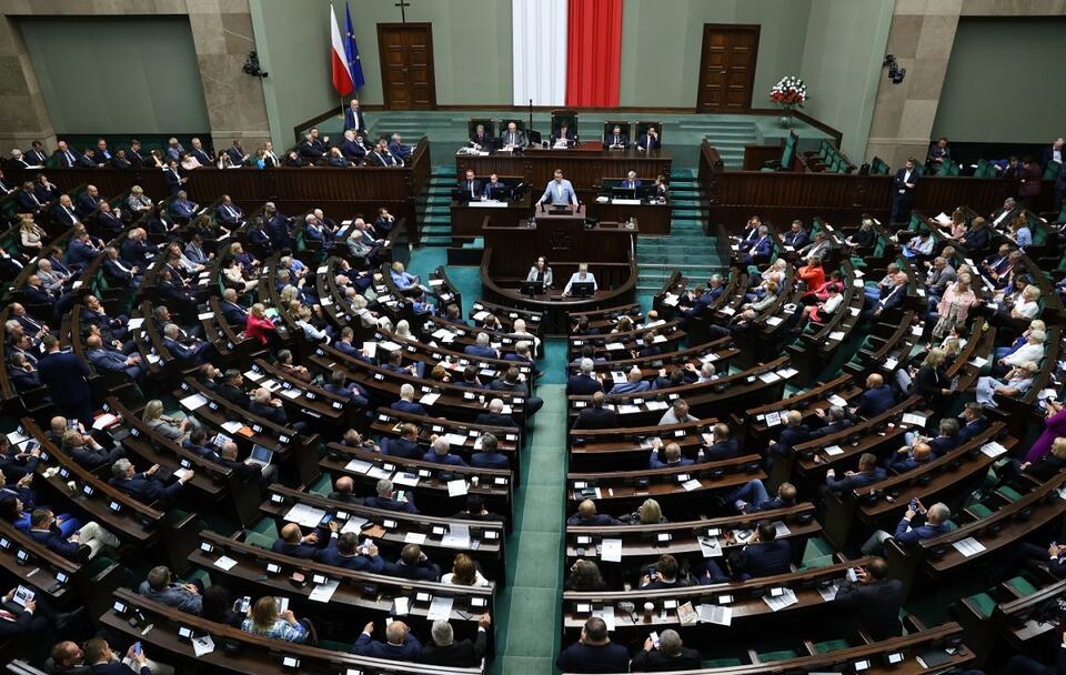 Sejm / autor: PAP/Rafał Guz