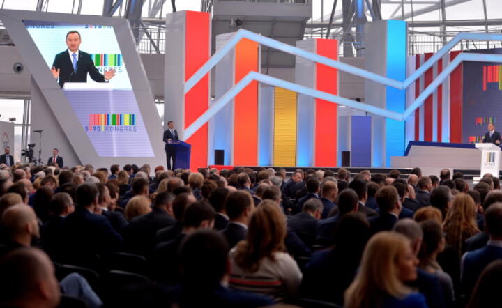 Prezydent Andrzej Duda  wystąpieniu do uczestników Kongresu 590, fot. PAP/Darek Delmanowicz (3) 