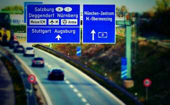 Kanclerz Austrii ostro krytykuje Niemcy za wprowadzenie powszechnej opłaty autostradowej