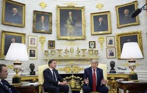 Szef NATO Mark Rutte i prezydent USA Donald Trump / autor: PAP/EPA