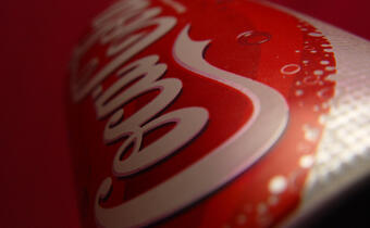 W tym kraju Coca-Cola wstrzymała produkcję, bo... brakuje tam już nawet cukru