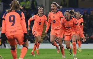 autor: PAP/EPA/NEIL HALL