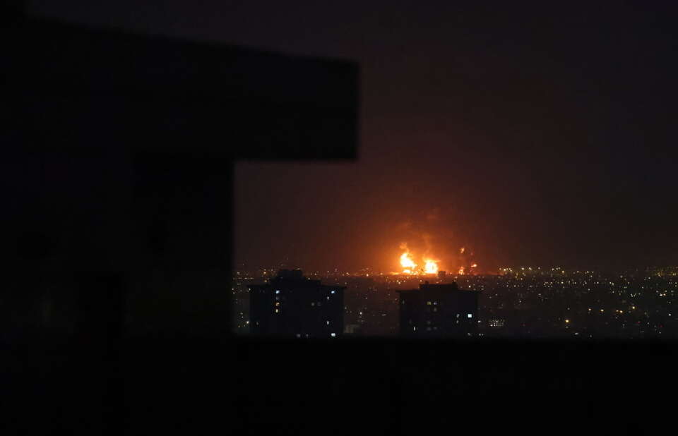 Atak Izraela i USA na magazyny ropy i rafinerię w Teheranie!