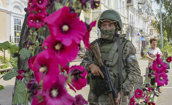 Żołnierz Grupy Wagnera w Rostowie w dniu buntu / autor: PAP/EPA