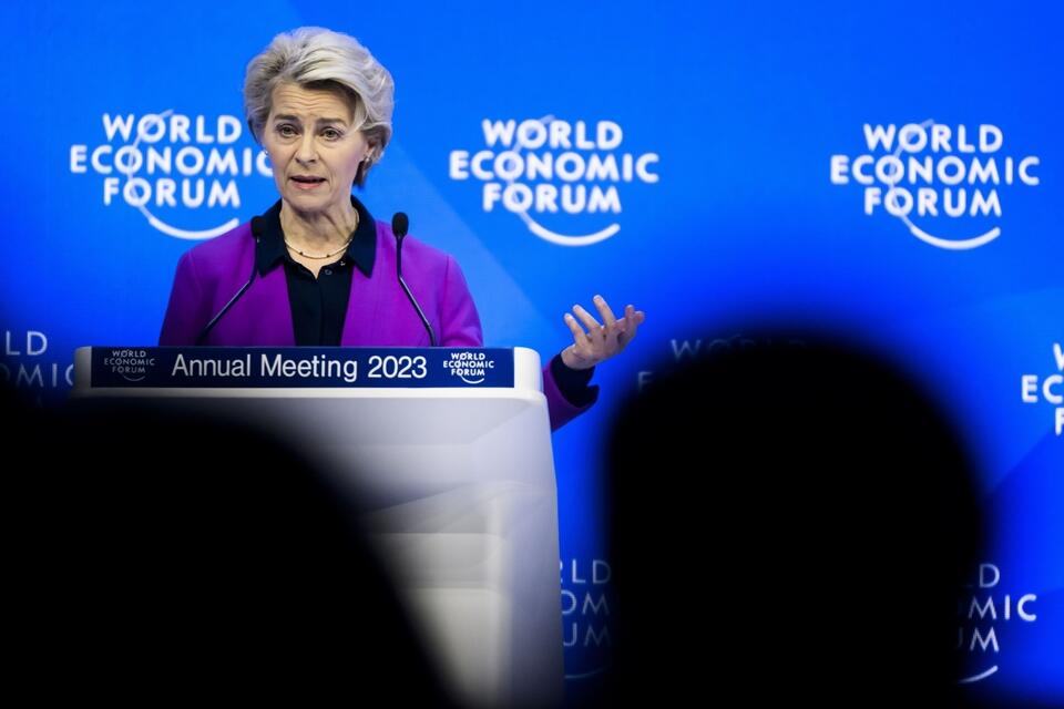 Szefowa Komisji Europejskiej na Forum w Davos. / autor: PAP/EPA
