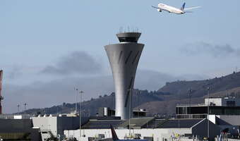 Polityka paraliżuje ruch lotniczy w USA