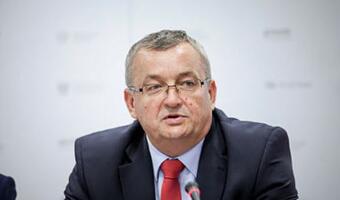 Minister Adamczyk krytycznie w Luksemburgu o pakiecie mobilności