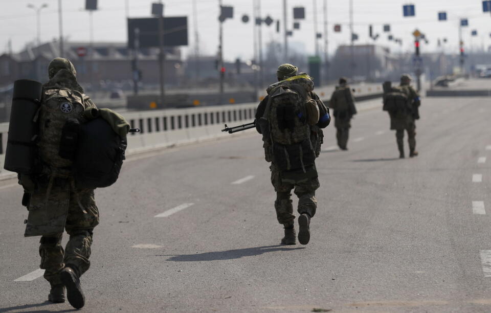 Ukraińscy żołnierze / autor: PAP/EPA