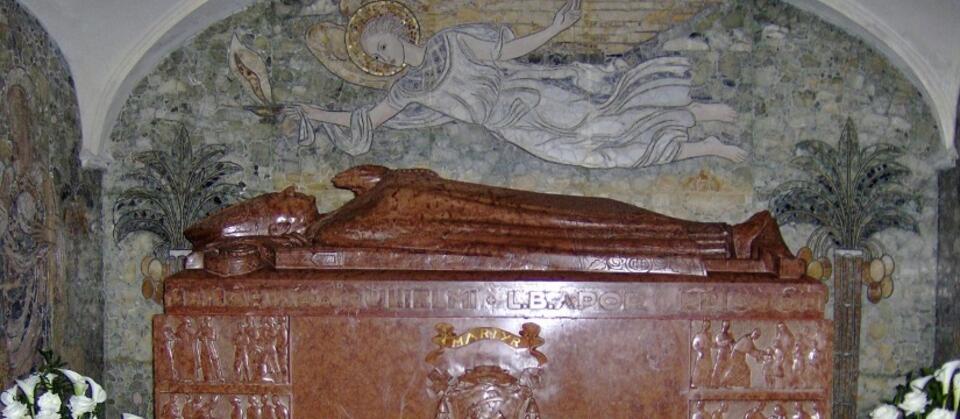 Grobowiec bł. Vilmosa Apora w katedrze w Győr / autor: Pe-Jo/commons.wikimedia.org