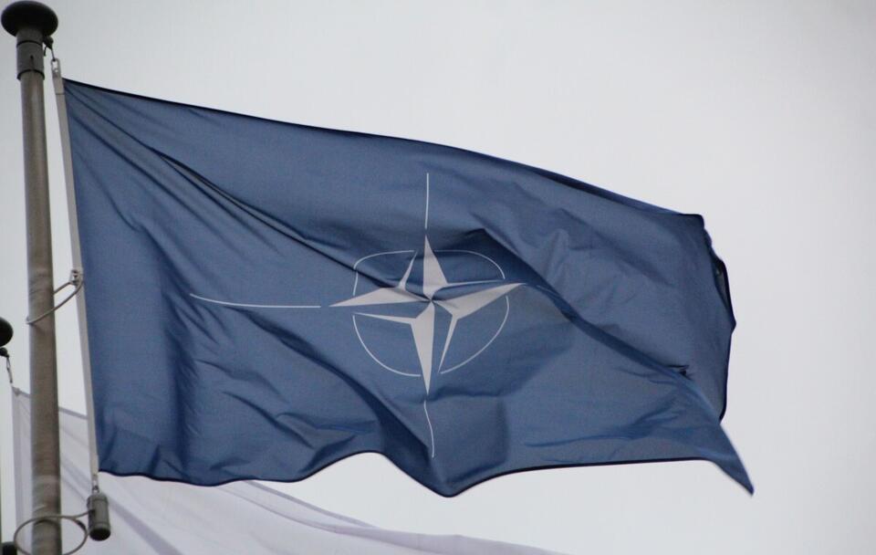Zdjęcie ilustracyjne/Flaga NATO / autor: Fratria