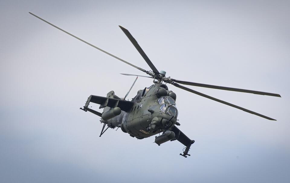Śmigłowiec bojowy Mi-24 / autor: Fratria