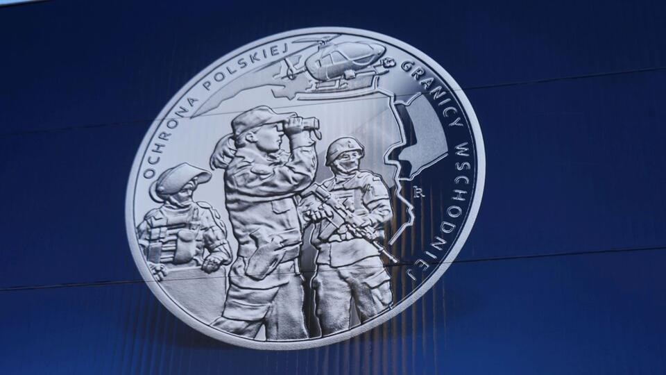 Medal commemorating the defense of the eastern border of Poland and the EU / autor: wPolityce.pl