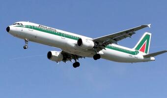 Włochy: Alitalia odwołała 350 lotów z powodu strajku