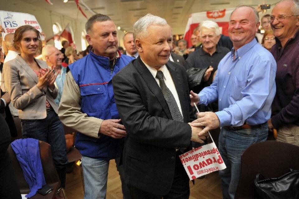 Jarosław Kaczyński podczas wczorajszego wiecu w Sali BHP Stoczni Gdańskiej, PAP