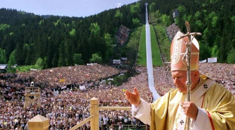 Czy Pokolenie JP2 odrodzi się wśród nastolatków? Akcja „Czytam JP2 ...