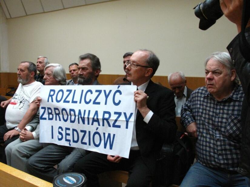 Początki Opozycji Demokratycznej W Polsce Słomka: Mówią nam o demokratycznej Polsce. Jak długo w świetle prawa