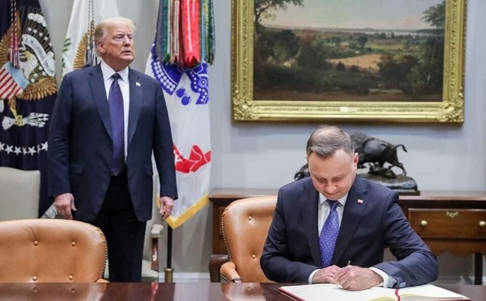 https://media.wplm.pl/thumbs/OTYwL3VfMS9jY19lMDhlYy9wLzIwMjAvMDYvMjQvODI1LzUxMS9hOWU3YTAyMDc5ZTk0YzFmOTgzOGUzNjBlZDE1Njg1ZC5qcGVn.jpeg