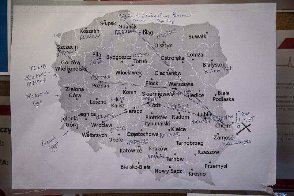 Mapa Polski z przetłumaczonymi na język ukraiński miejscowościami. / autor: PAP/Wojtek Jargiło
