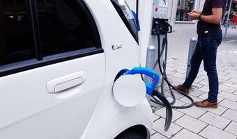 Elektryczne auta. Chiny bezapelacyjnie górują nad światem