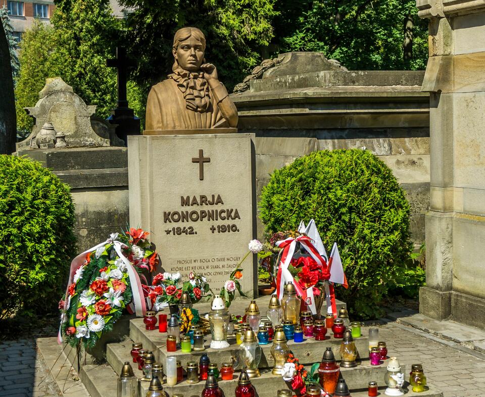 Cmentarz Łyczakowski we Lwowie, grób Marii Konopnickiej / autor: wPolityce.pl
