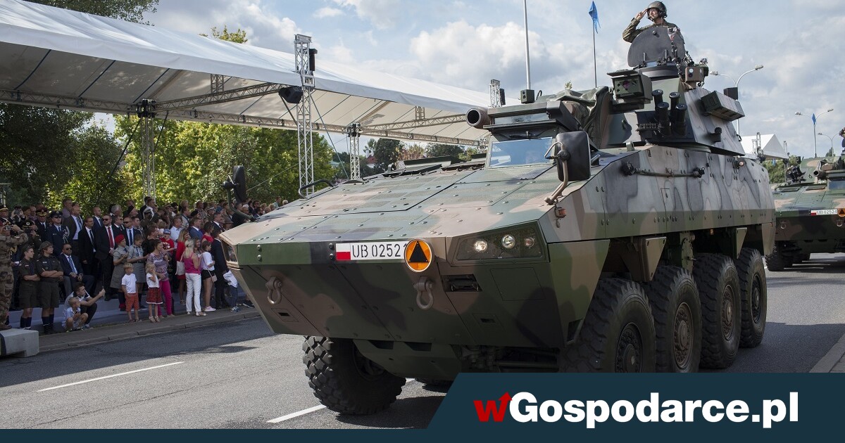 Przewrócił się transporter. Zginął żołnierz!