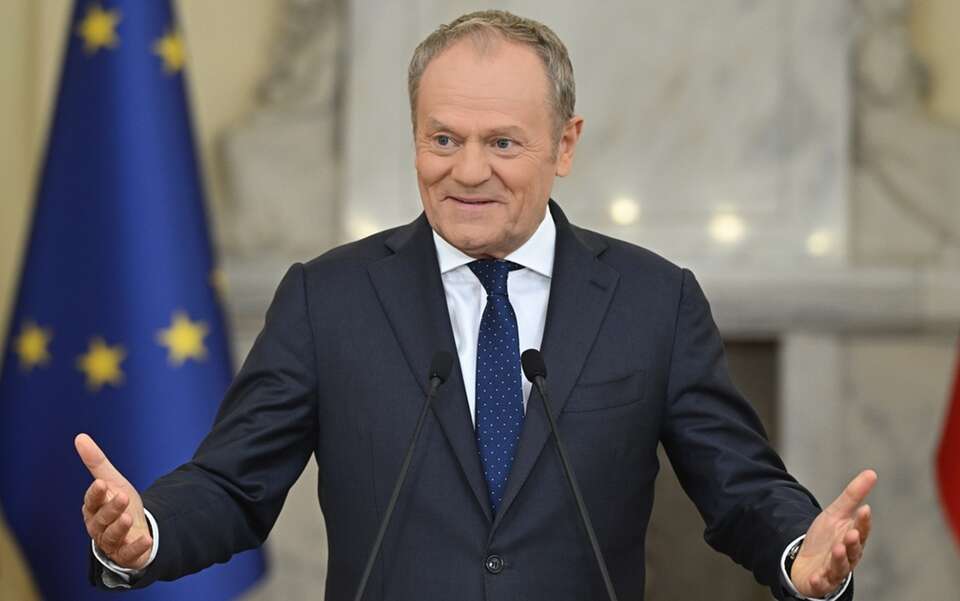 Premier Donald Tusk wygłasza oświadczenie ws. cen paliw / autor: PAP/Radek Pietruszka